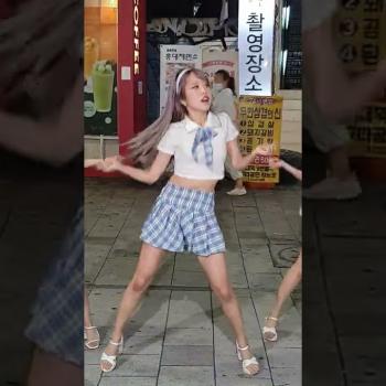 220529 홍대버스킹 댄스팀 베이비스 서유 스왈라 직캠